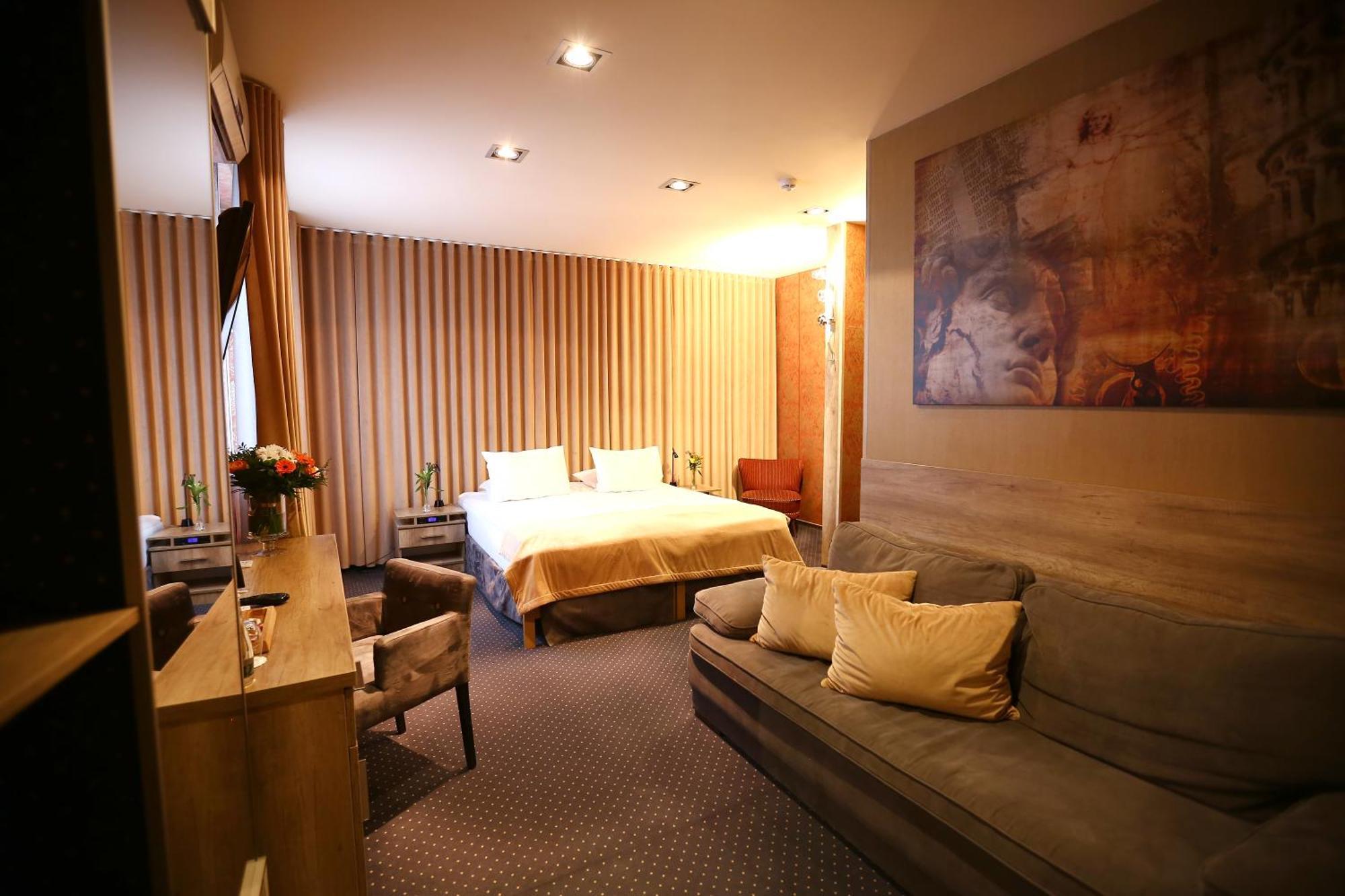 Hotel Forma Piła Extérieur photo
